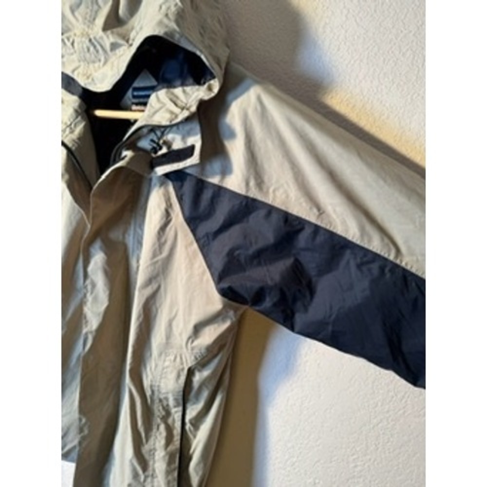 Guide Series Waterproof Packable Jacket Men's Bei… - image 7